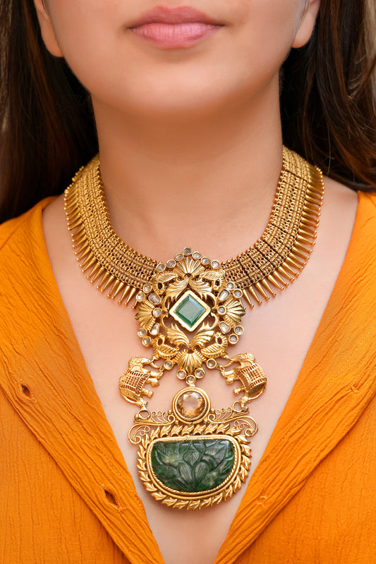 Imperial Gaja Mulla Mottu Hasli – Master-Carved Lotus & Spiked Antique Gold Statement Collar