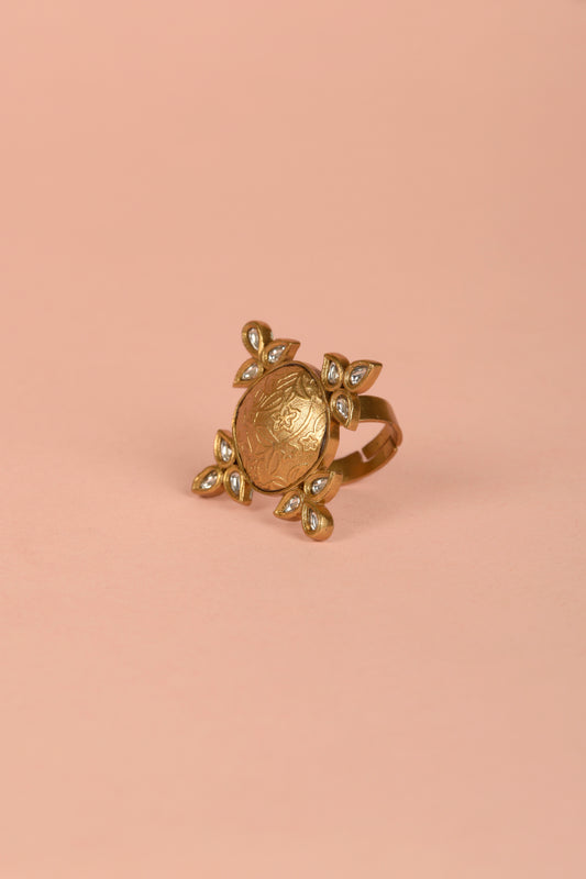 Imperial Nakashi Bloom Ring – Sculptural Hand-Engraved Dome & Polki Petal Statement