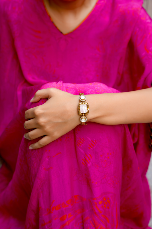 Heirloom Gulaabi Trinity – Rose Quartz & Polki Nakashi Kada